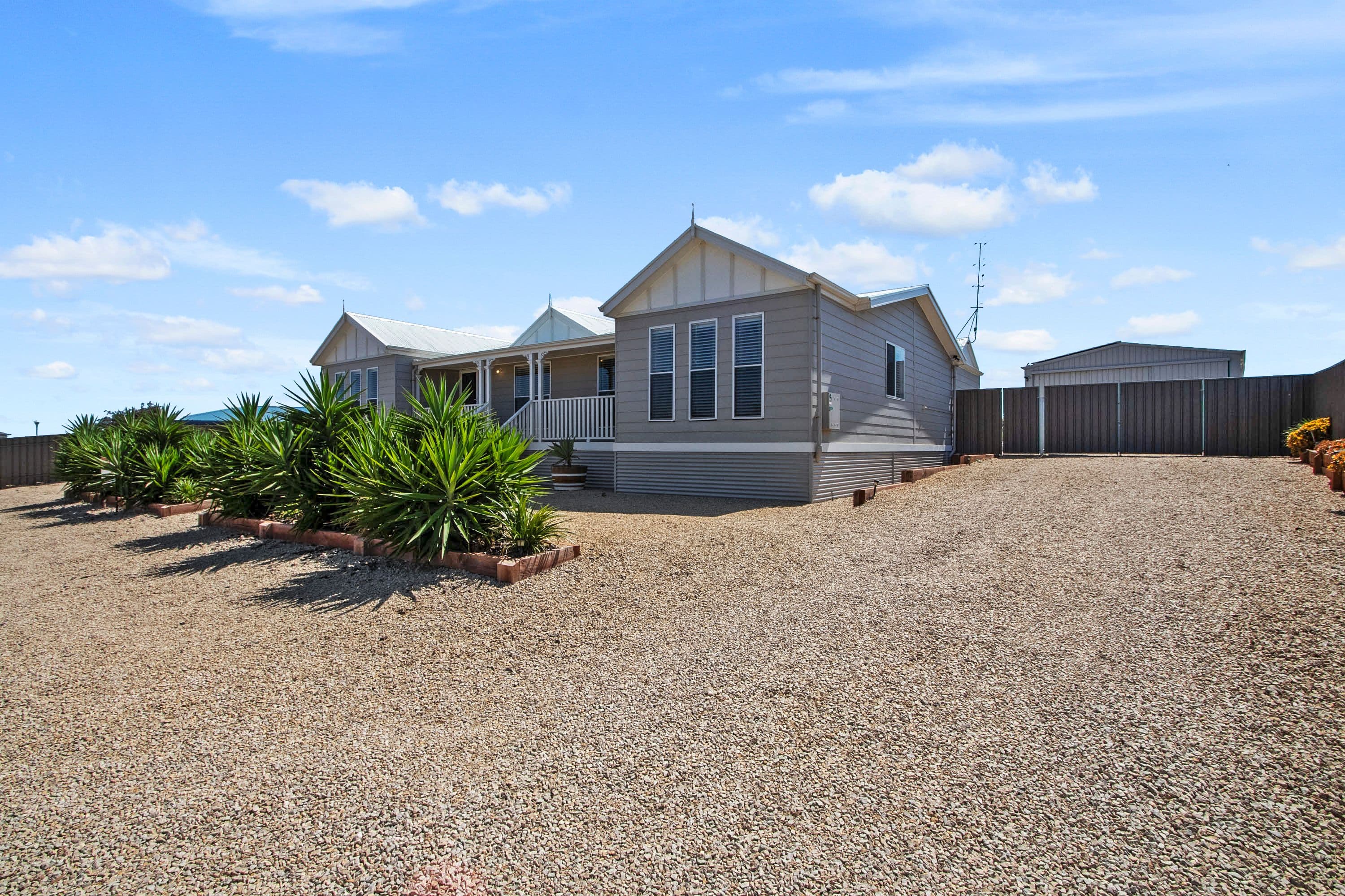 18 Magazine Bay Road, Point Turton SA 5575, Point Turton - Thumbnail 2