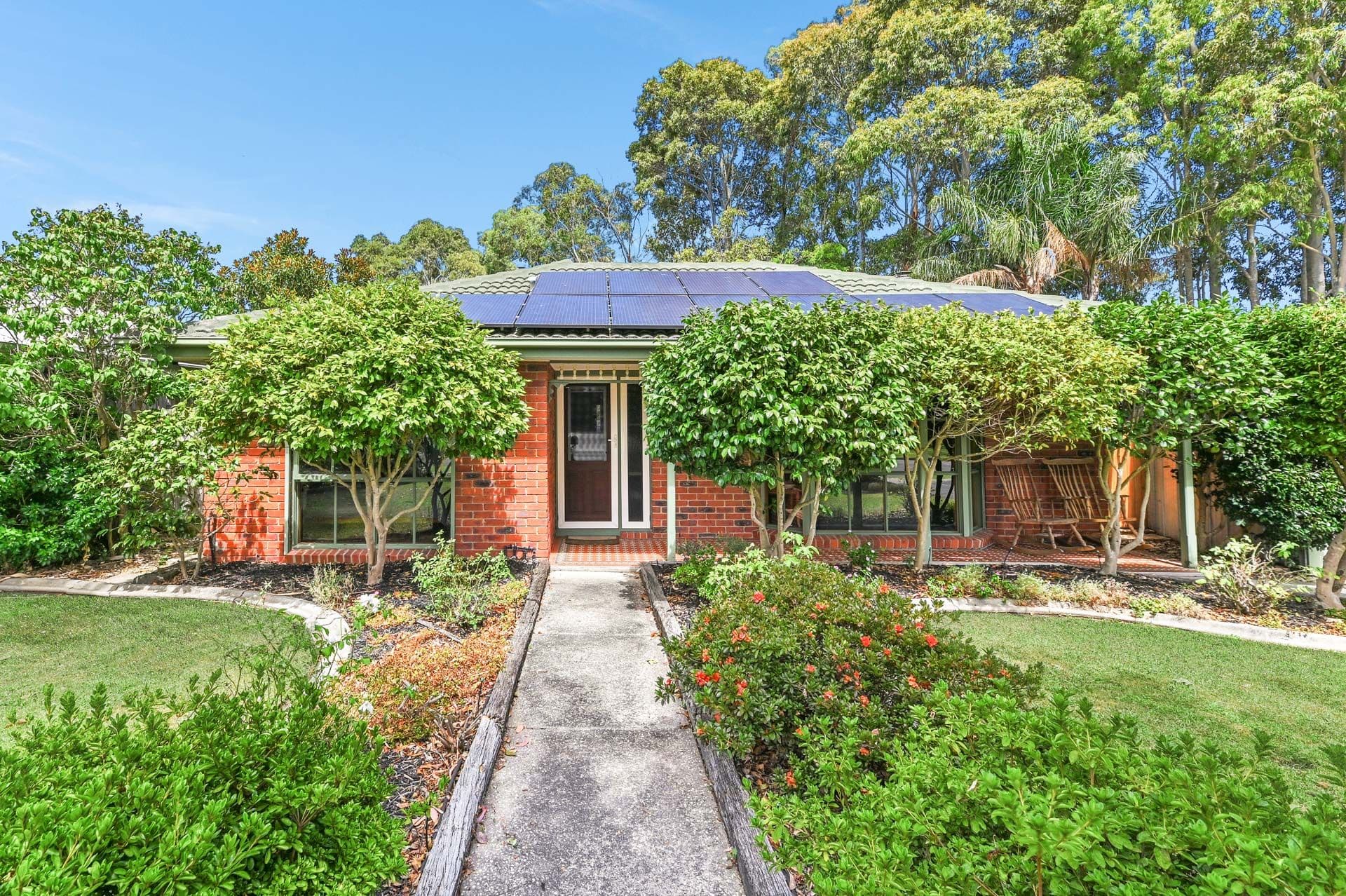 35 Florence Avenue, Berwick VIC 3806, Berwick - Thumbnail 2