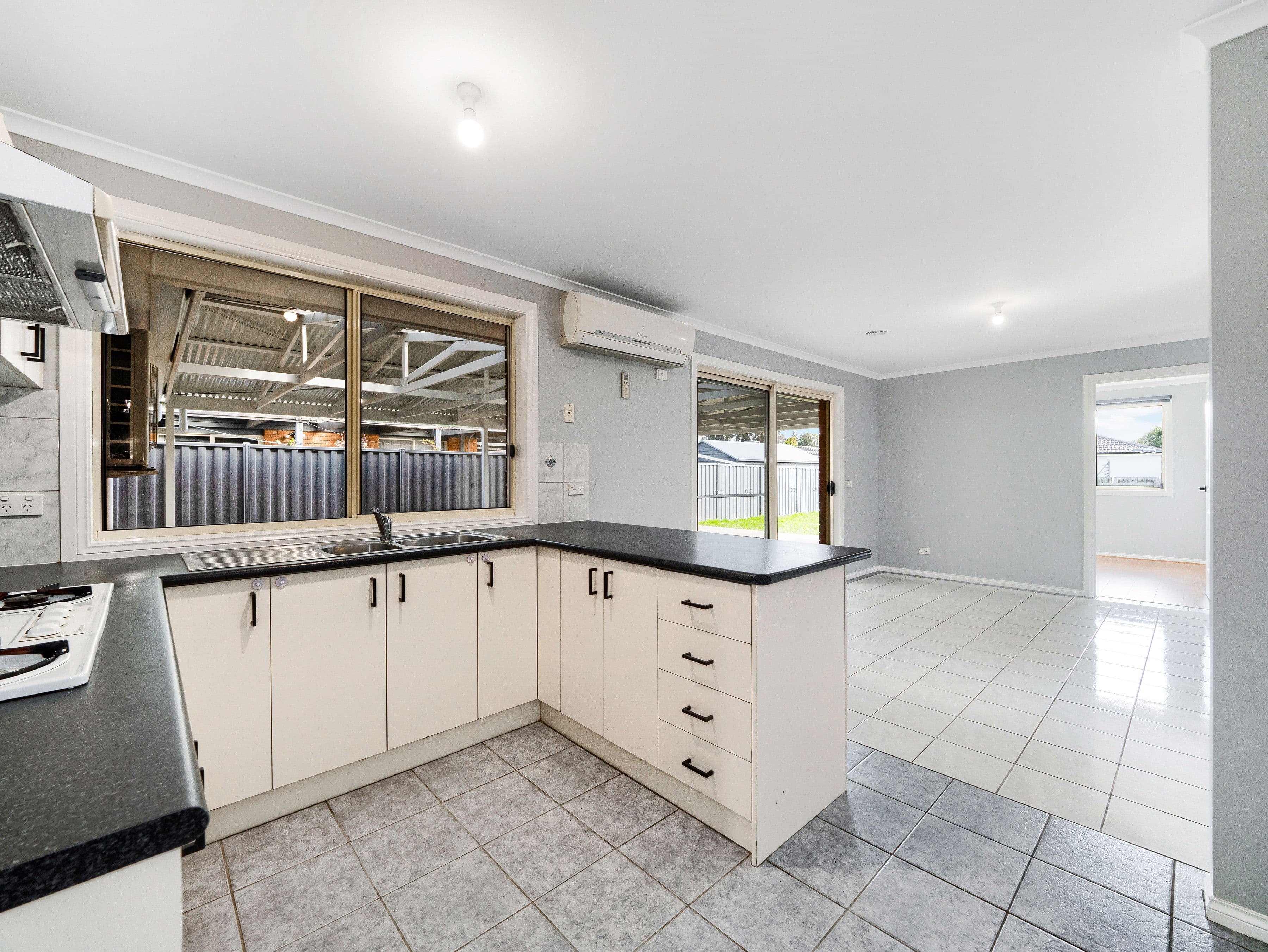 12 Rimes Close, Cranbourne West VIC 3977, Cranbourne West - Thumbnail 7