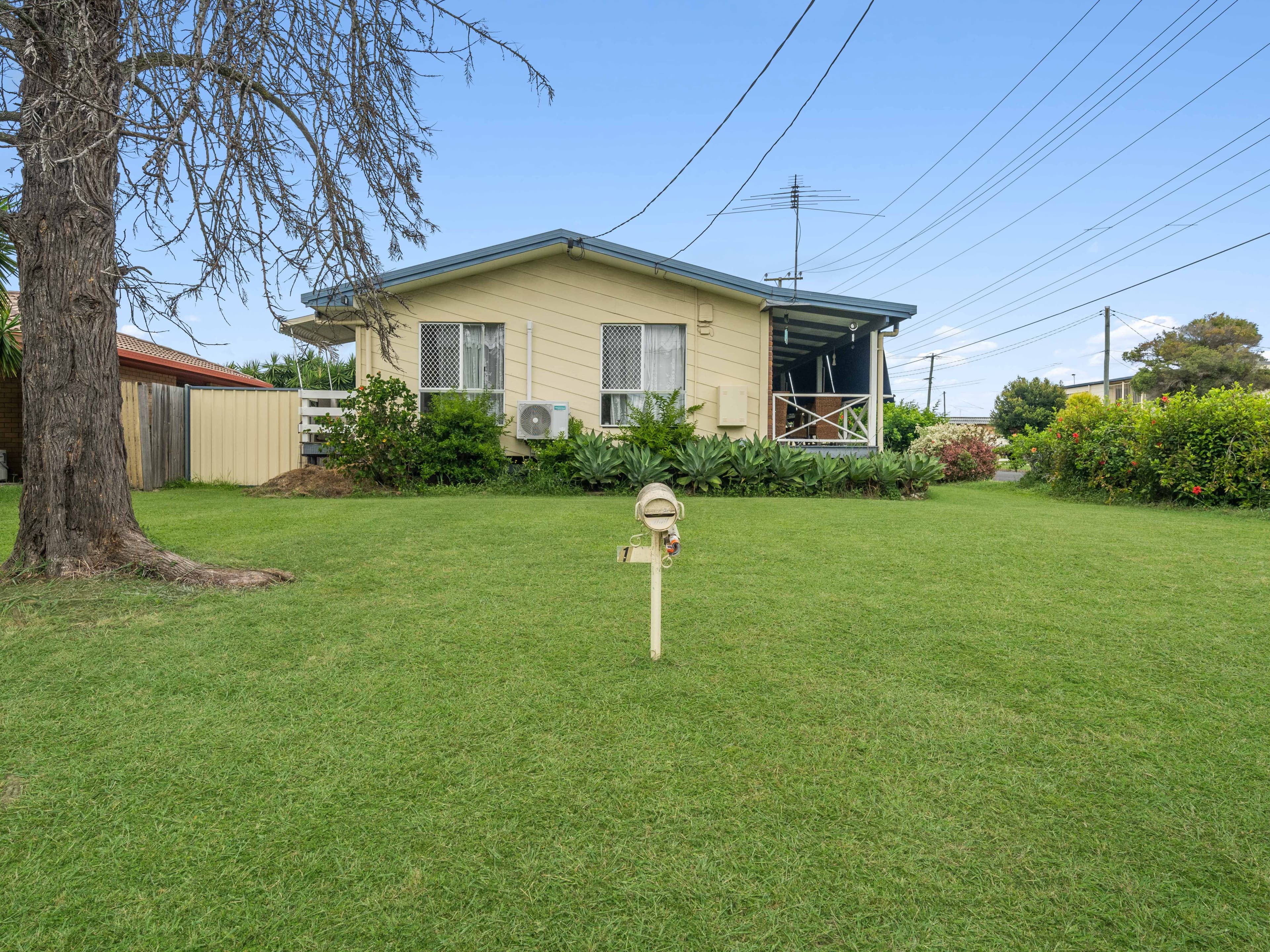 1 Helen Street, North Booval QLD 4304, North Booval - Image 1