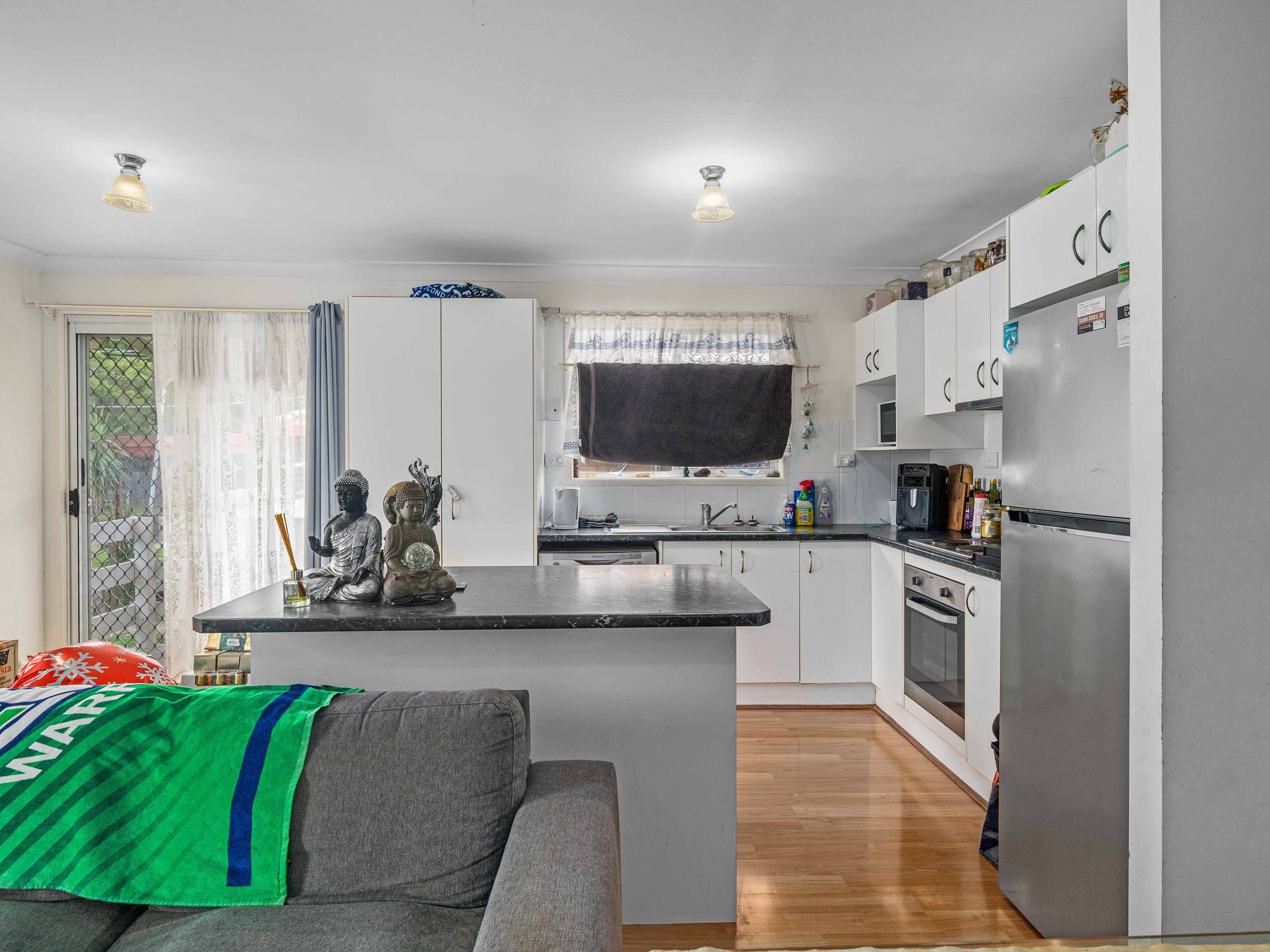 1 Helen Street, North Booval QLD 4304, North Booval - Thumbnail 4