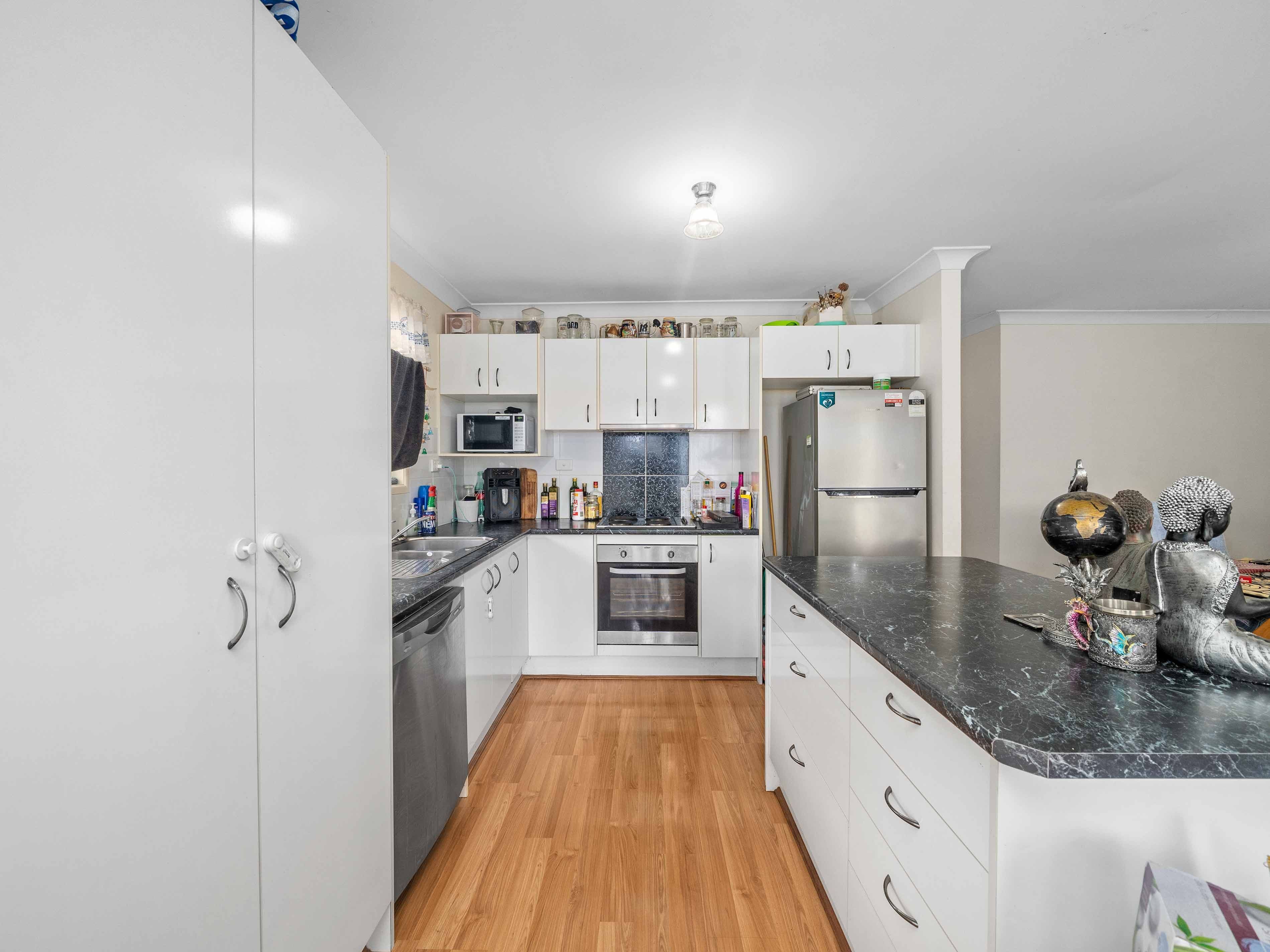 1 Helen Street, North Booval QLD 4304, North Booval - Thumbnail 6