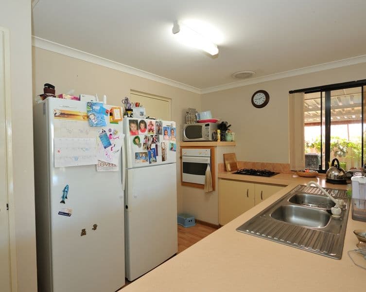 14 Investigator Drive, WAIKIKI WA 6169, Waikiki - Thumbnail 5