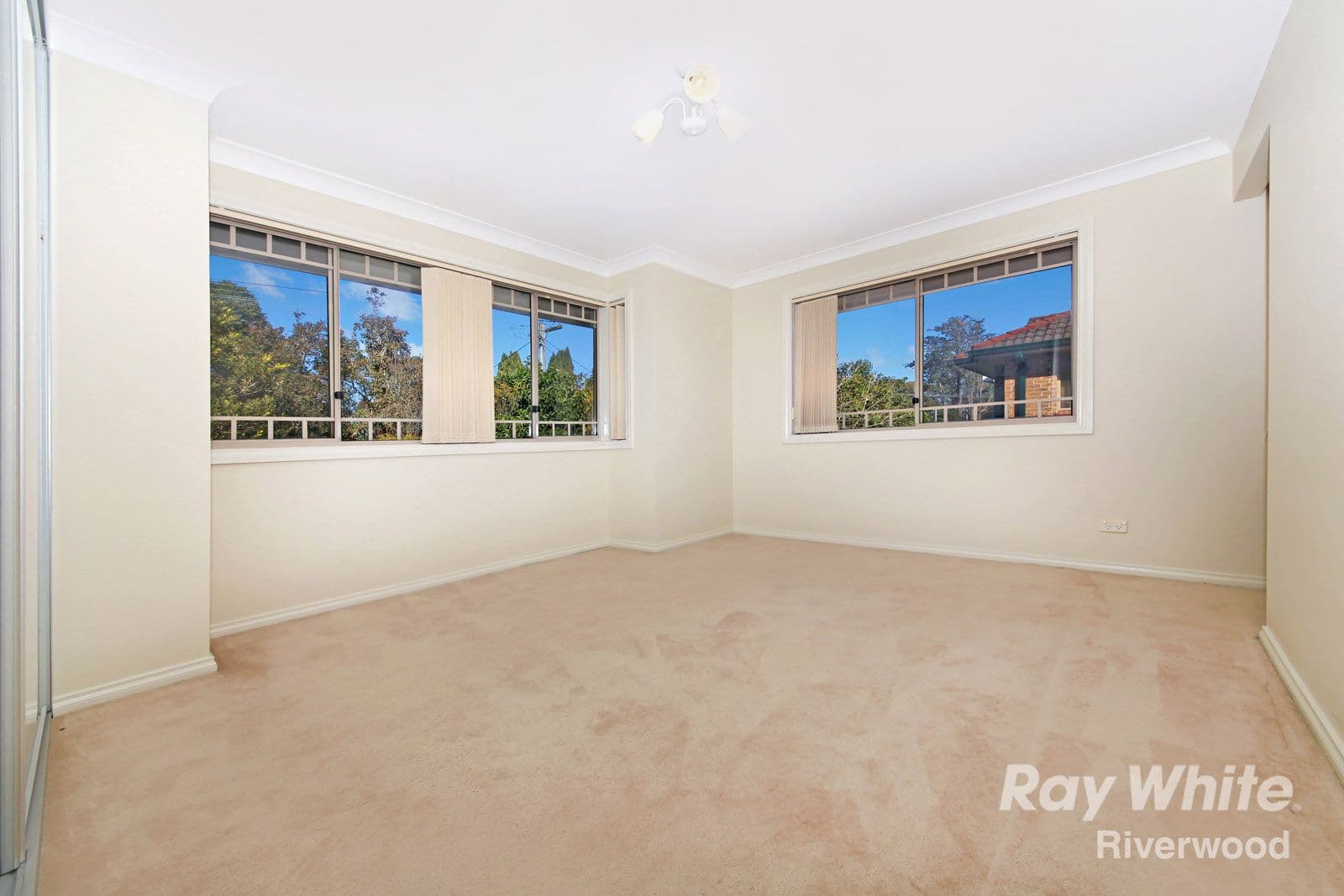 26 Park Street, Peakhurst NSW 2210, Peakhurst - Thumbnail 6