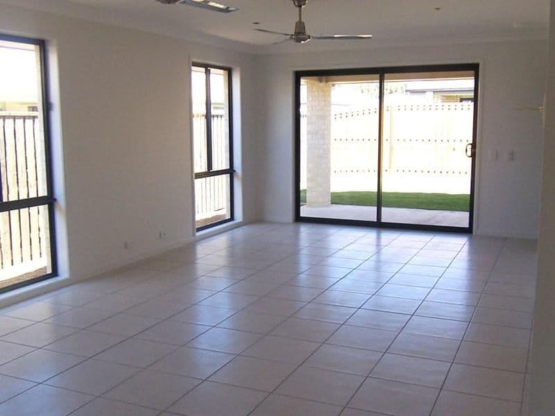 10 Cannon Lane, LITTLE MOUNTAIN QLD 4551, Little Mountain - Thumbnail 3