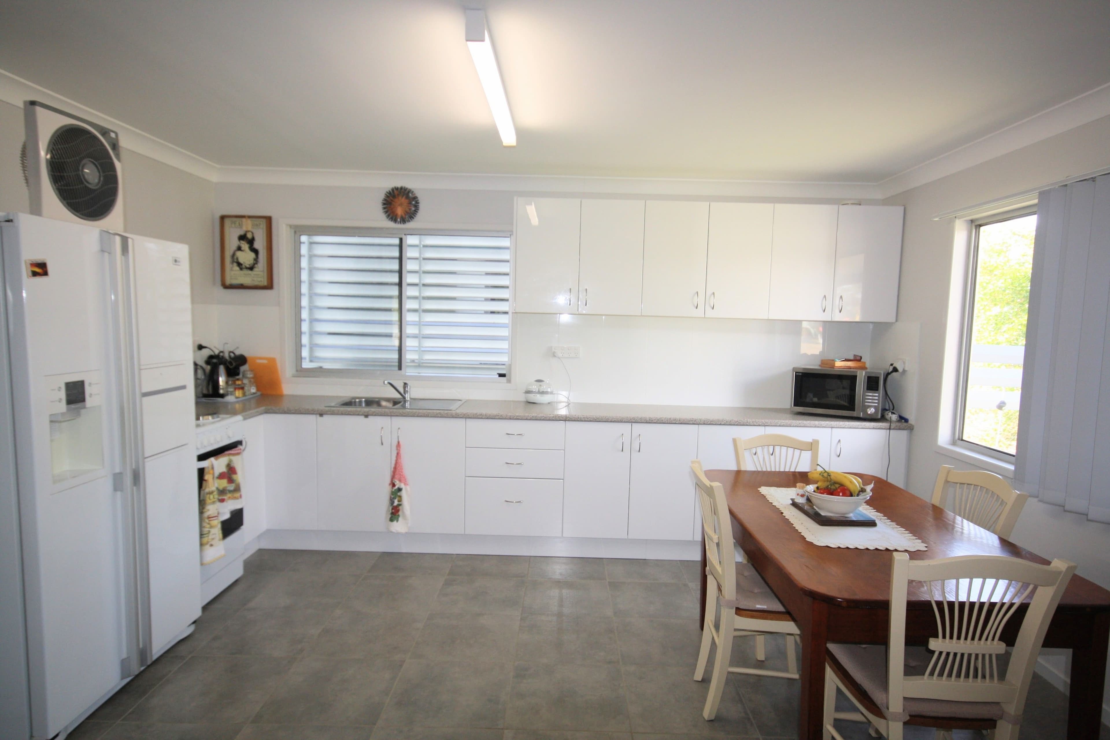 25 Arthur Street, Gayndah QLD 4625, Gayndah - Thumbnail 2