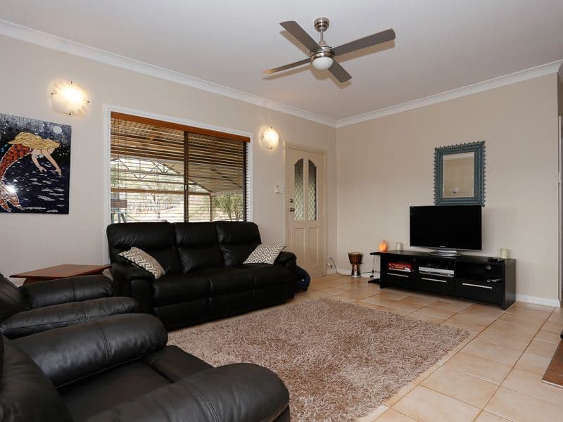 221 Hart Drive, CHITTERING WA 6084, Chittering - Thumbnail 8