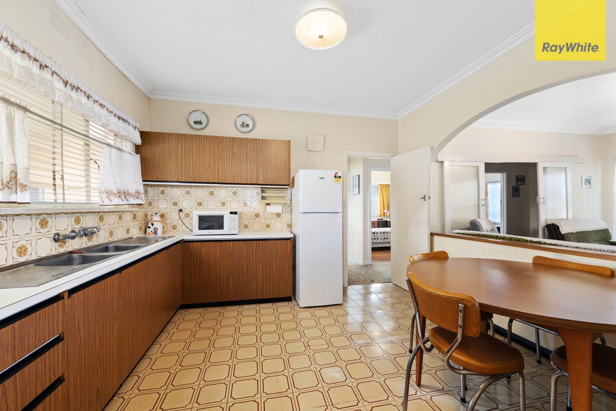 33 Millawa Avenue, St Albans VIC 3021, St Albans - Thumbnail 4