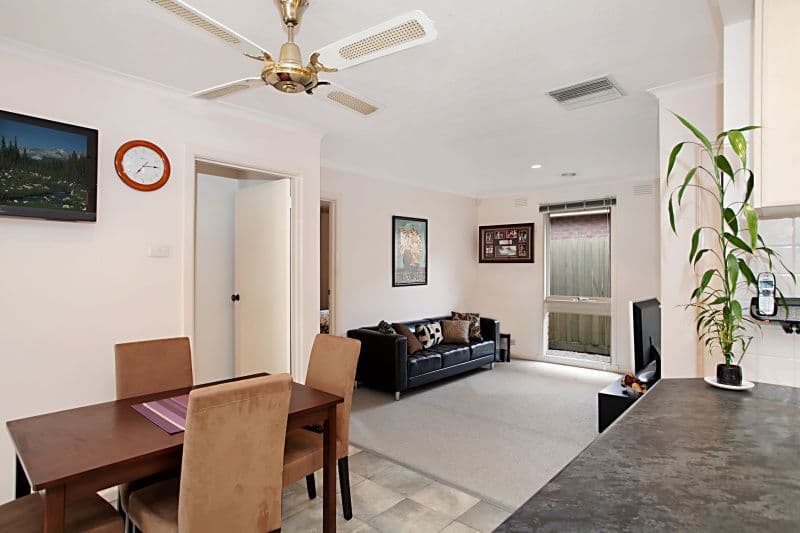 16 Dumfries Road, KEYSBOROUGH VIC 3173, Keysborough - Thumbnail 5