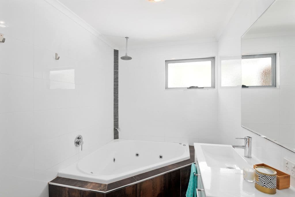87 Toolona Street, Tugun QLD 4224, Tugun - Thumbnail 5