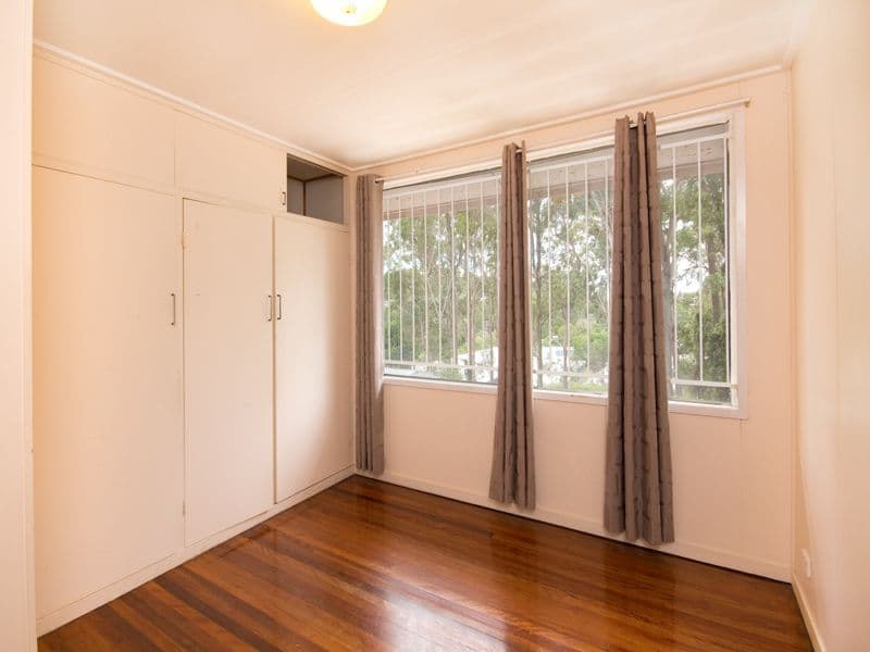 14 Algona Street, HOLLAND PARK WEST QLD 4121, Holland Park West - Thumbnail 7