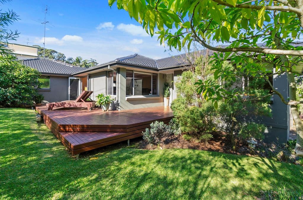 19 Kanangra Drive, Thirroul - Image 1