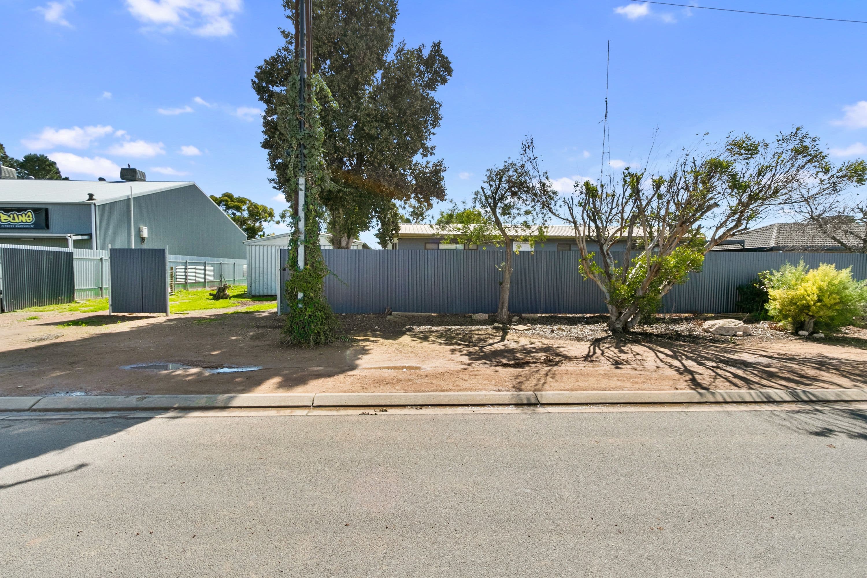 81 Lawrence Street, Kadina SA 5554, Kadina - Thumbnail 2