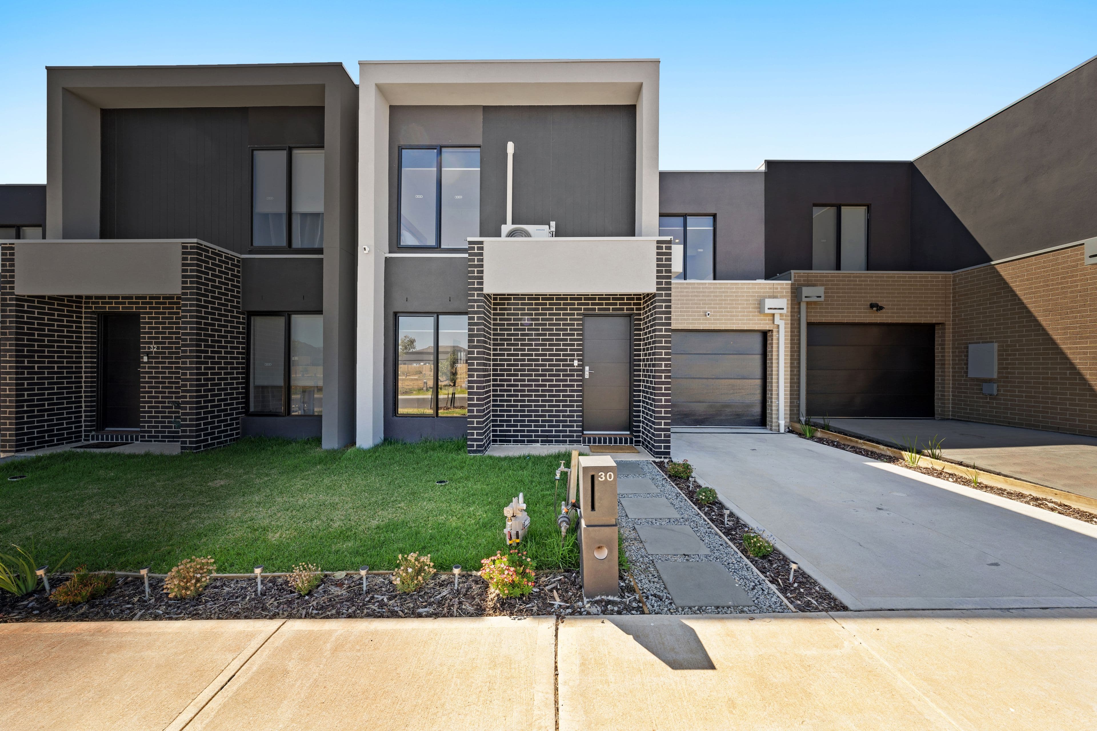30 Saran Crescent, DEANSIDE VIC 3336, Deanside - Image 1