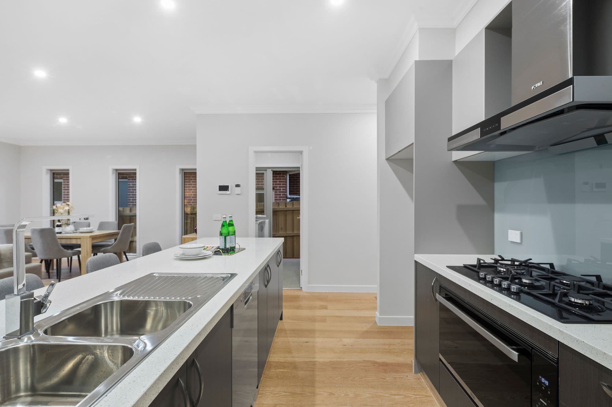 2B Hopetoun Street, Mitcham VIC 3132, Mitcham - Thumbnail 5