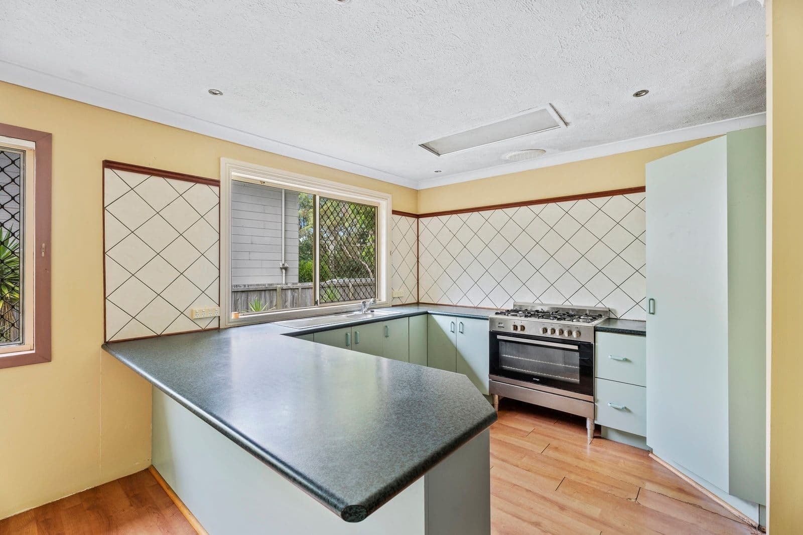 325 Macdonnell Road, Tamborine Mountain QLD 4272, Tamborine Mountain - Thumbnail 7