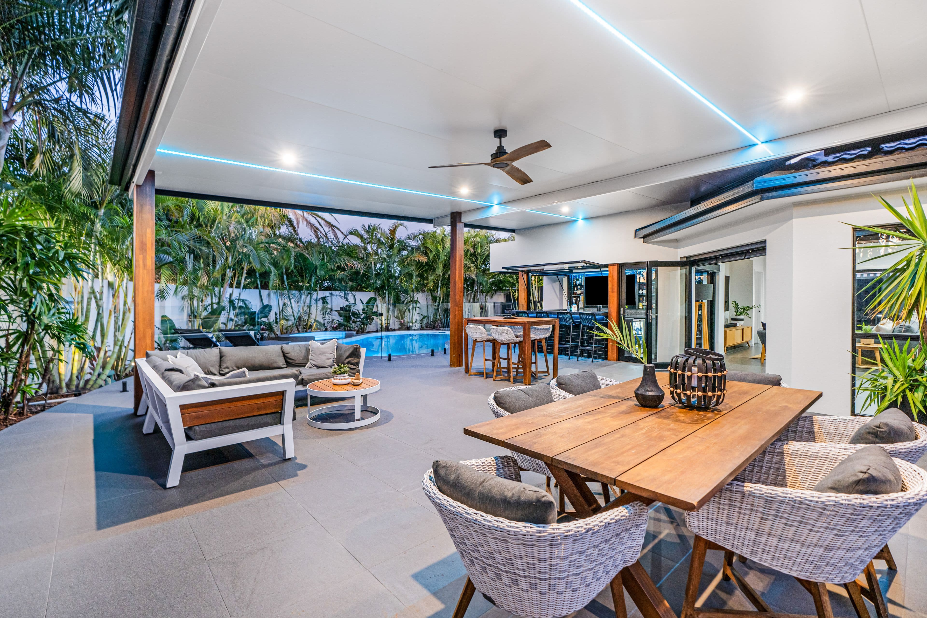 132 Dunlin Drive, Burleigh Waters QLD 4220, Burleigh Waters - Thumbnail 2