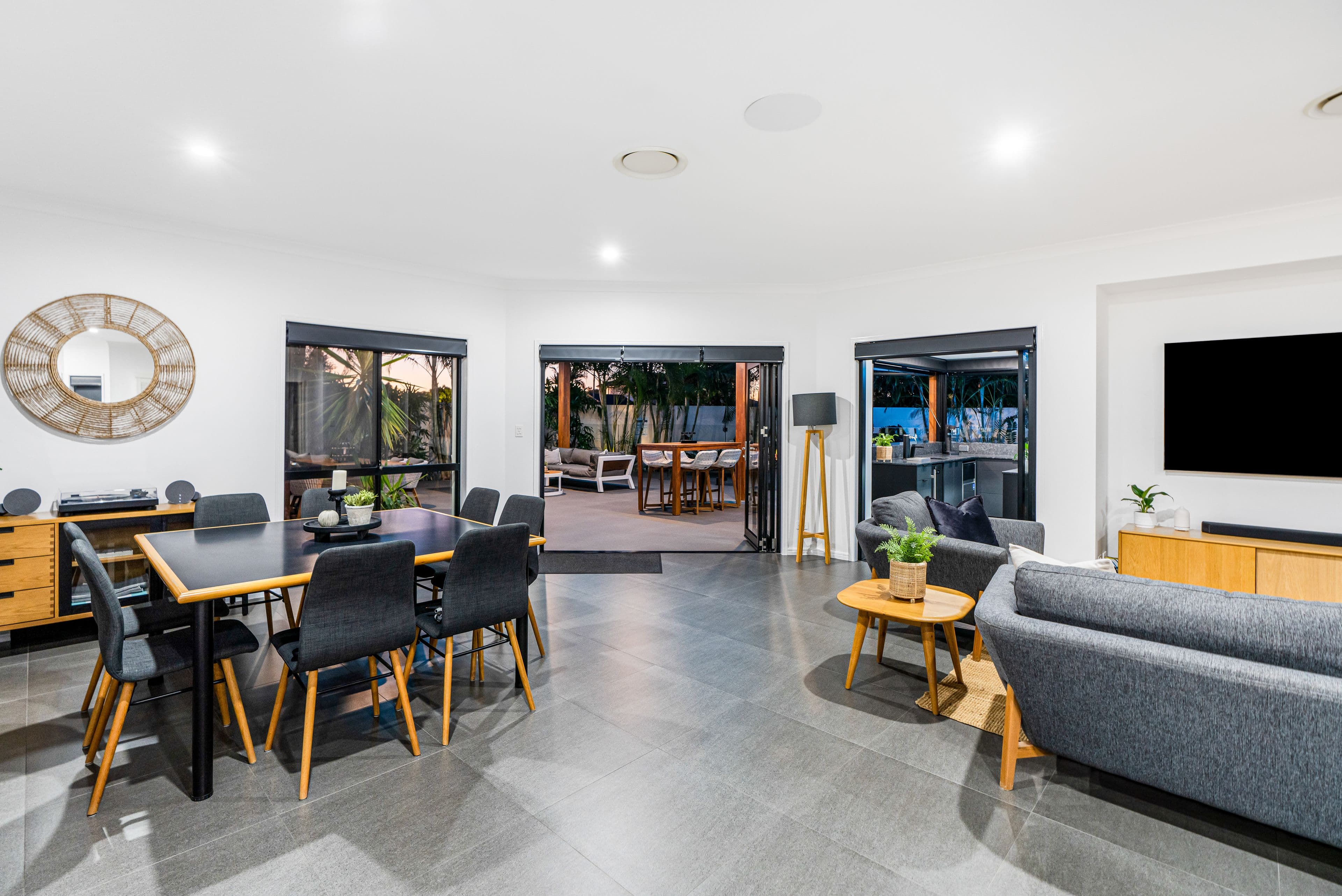 132 Dunlin Drive, Burleigh Waters QLD 4220, Burleigh Waters - Thumbnail 4