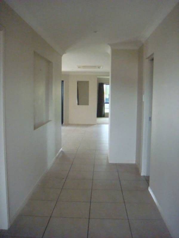 7 Mulcahy Crescent, EIMEO QLD 4740, Eimeo - Thumbnail 4