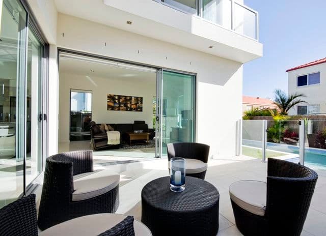 27 Tamborine Street, MERMAID BEACH QLD 4218, Mermaid Beach - Thumbnail 3