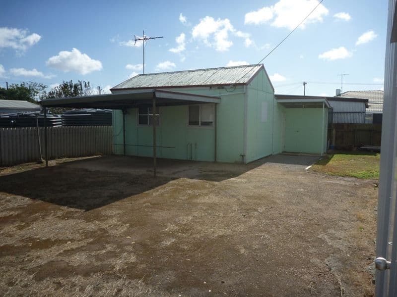 8 Elizabeth Street, Yorketown SA 5576, Yorketown - Thumbnail 2