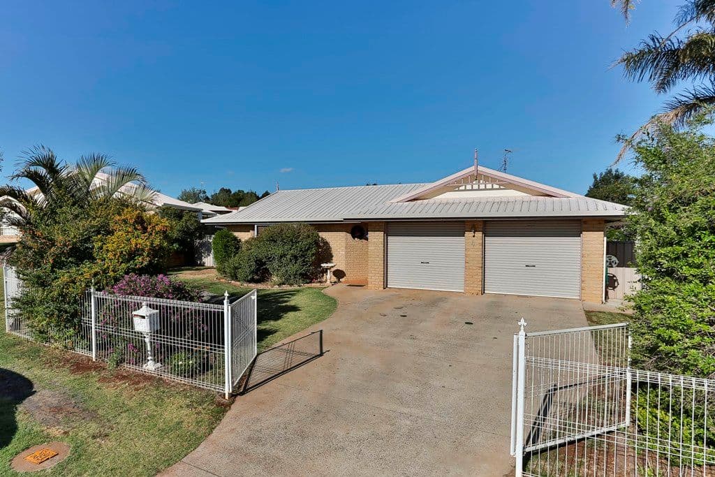 4 Nimrod Court, WILSONTON QLD 4350, Wilsonton - Thumbnail 2