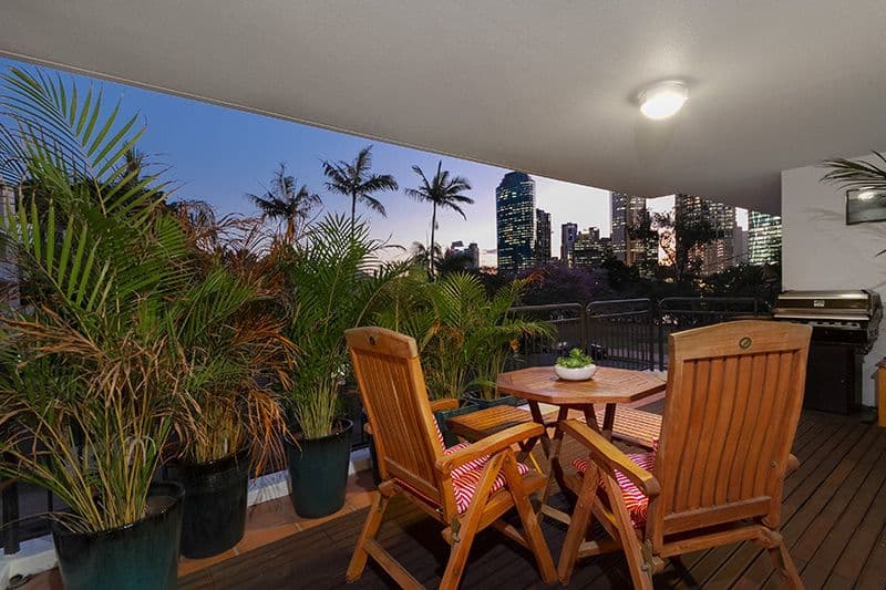 19 Wicklow Street, Kangaroo Point QLD 4169, Kangaroo Point - Image 1