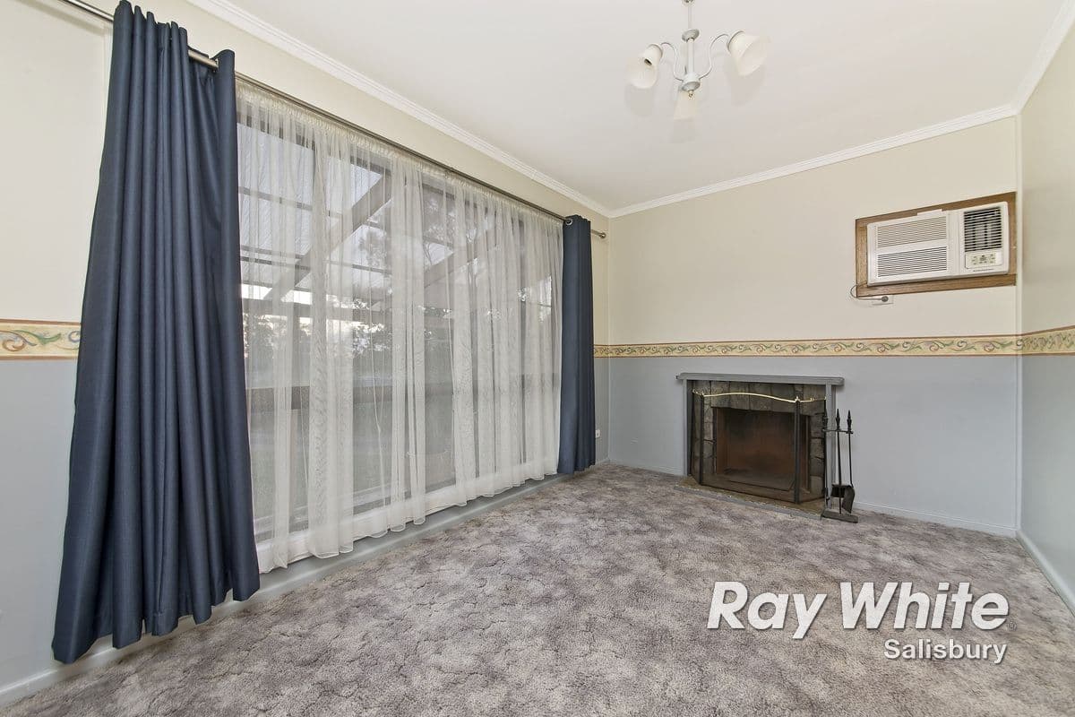 52 Stakes Crescent, ELIZABETH DOWNS SA 5113, Elizabeth Downs - Thumbnail 2