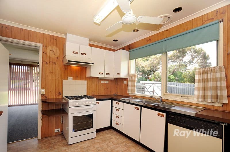 16 Bradley Terrace, NARRE WARREN VIC 3805, Narre Warren - Thumbnail 2