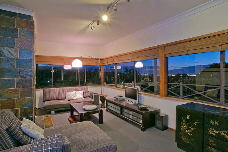 3 Hillside Crescent, GOOSEBERRY HILL WA 6076, Gooseberry Hill - Thumbnail 2