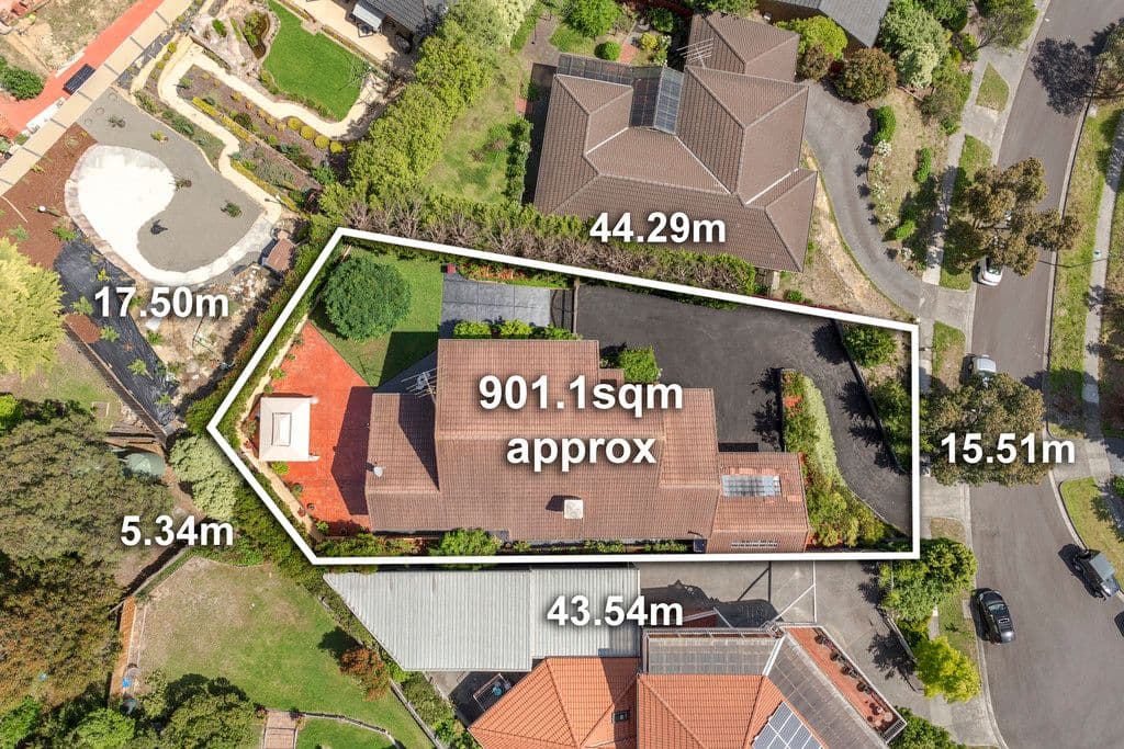6 Cumberland Court, Doncaster East VIC 3109, Doncaster East - Thumbnail 3