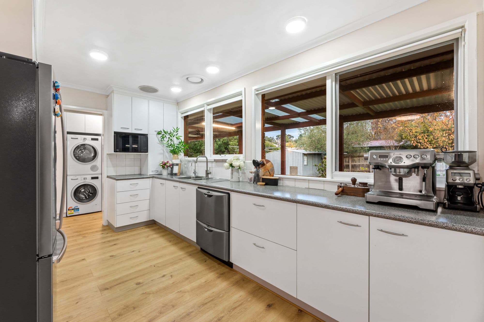 16 Harvest Drive, Chirnside Park VIC 3116, Chirnside Park - Thumbnail 6