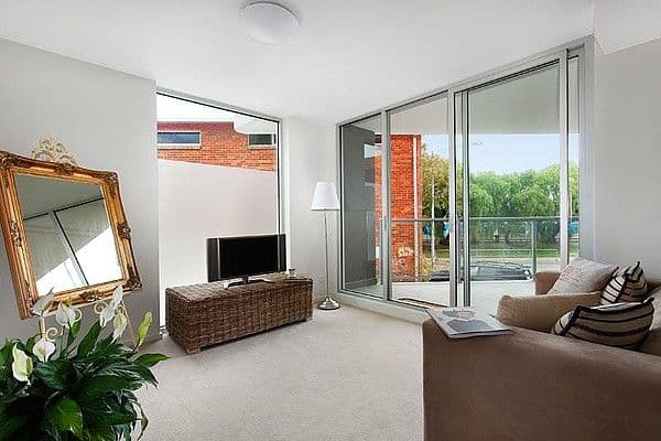 2 Willis Lane, Hampton VIC 3188, Hampton - Thumbnail 3