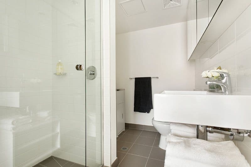 2 Willis Lane, Hampton VIC 3188, Hampton - Thumbnail 5