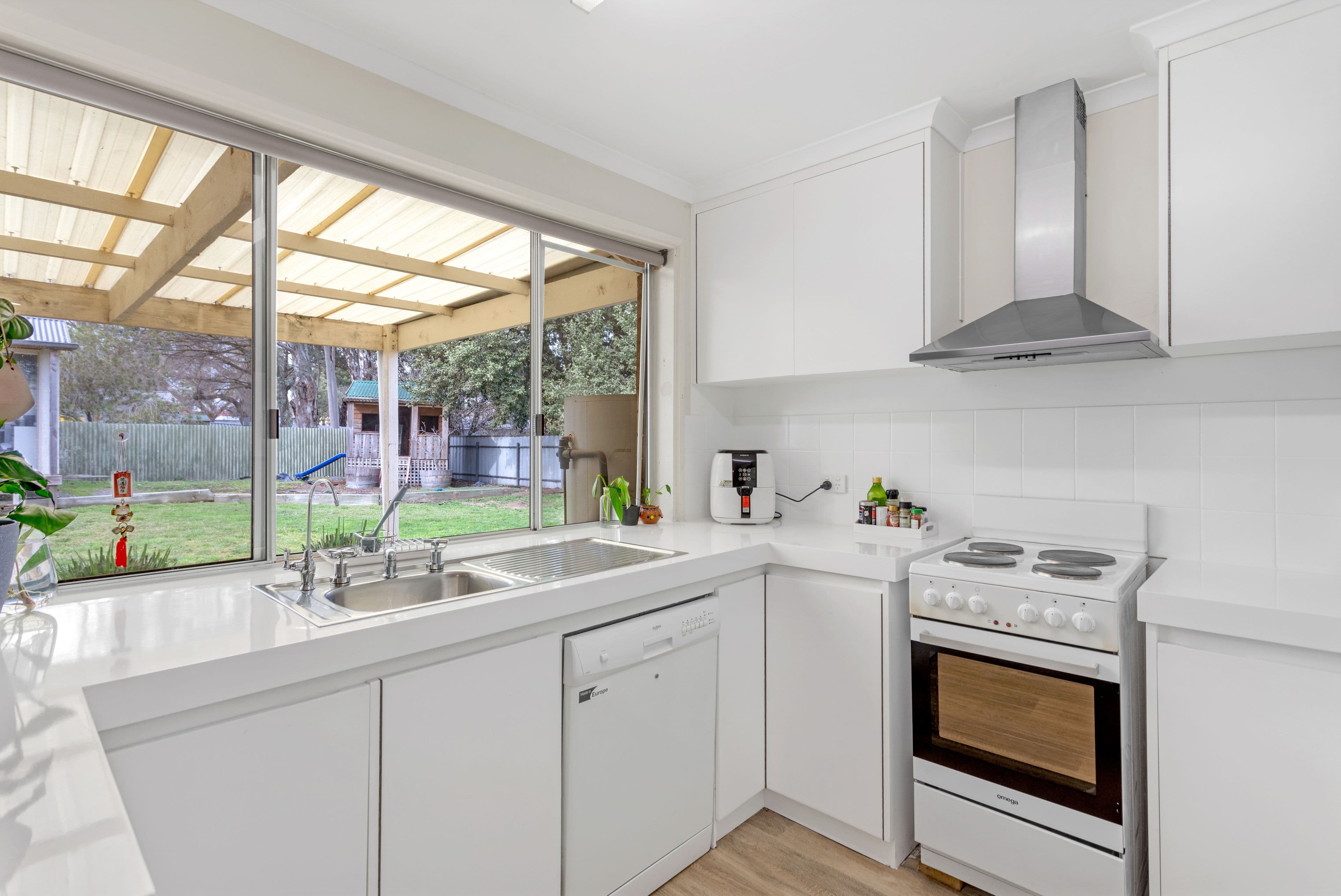 27 Victoria Road, Mount Barker SA 5251, Mount Barker - Thumbnail 4