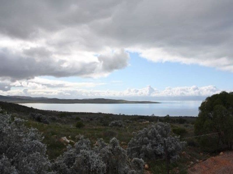 2 Fanflower Frt, Fitzgerald Bay, Whyalla SA 5600, Whyalla - Thumbnail 2