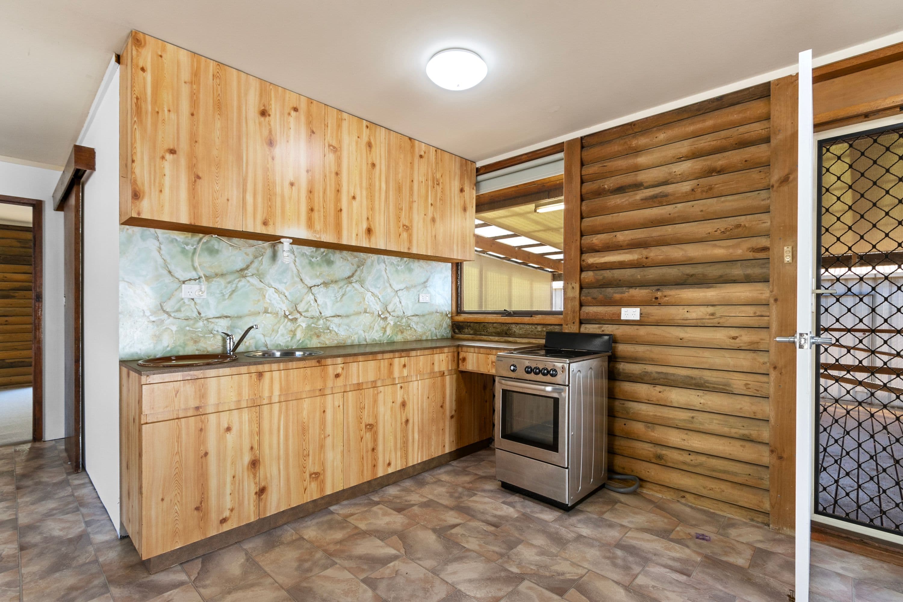 10 Clemintina Street, Price SA 5570, Price - Thumbnail 4