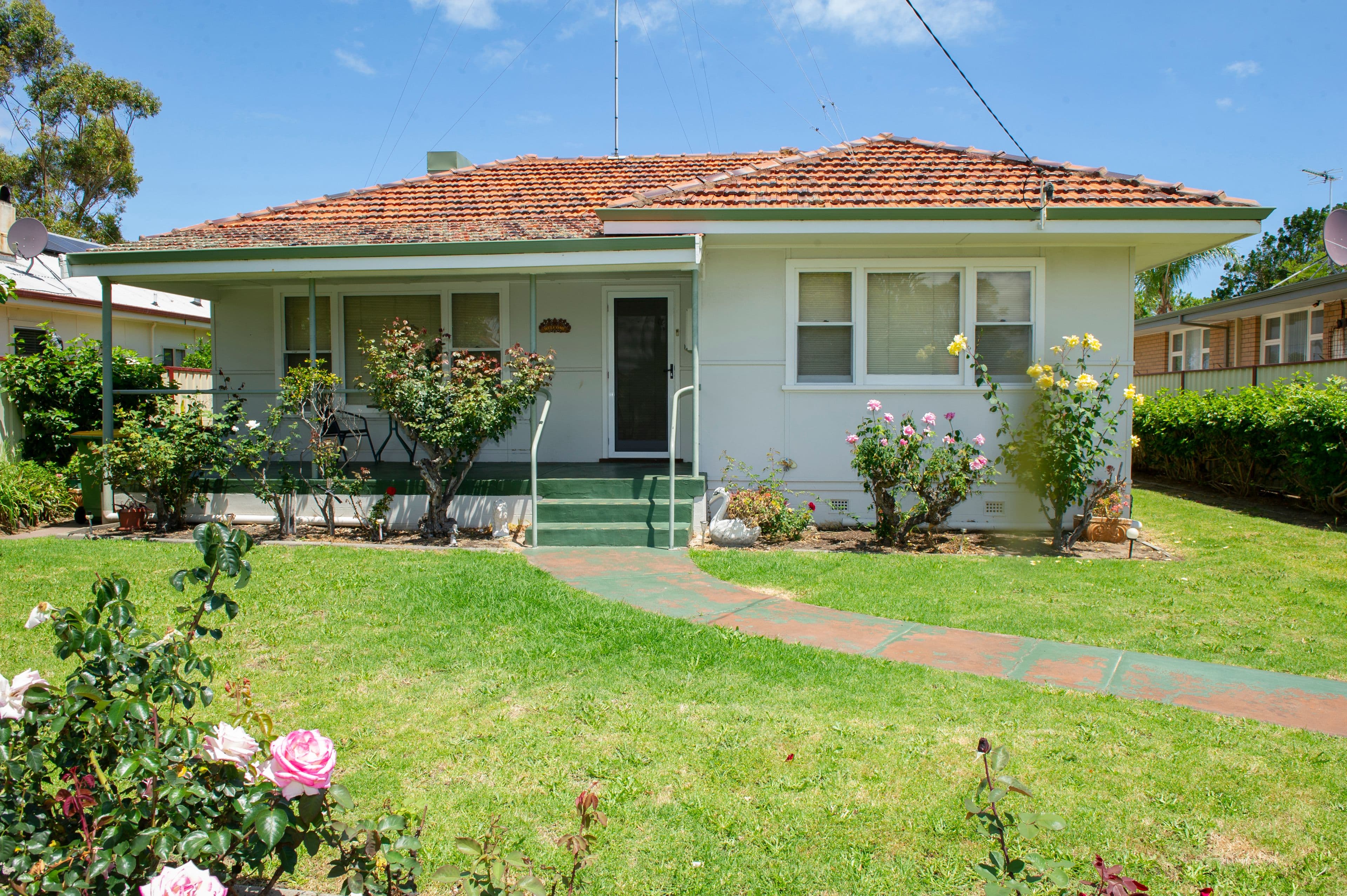18 Castle Street, South Bunbury WA 6230, South Bunbury - Image 1