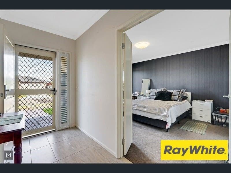 11 Compton Street, Truganina VIC 3029, Truganina - Thumbnail 2
