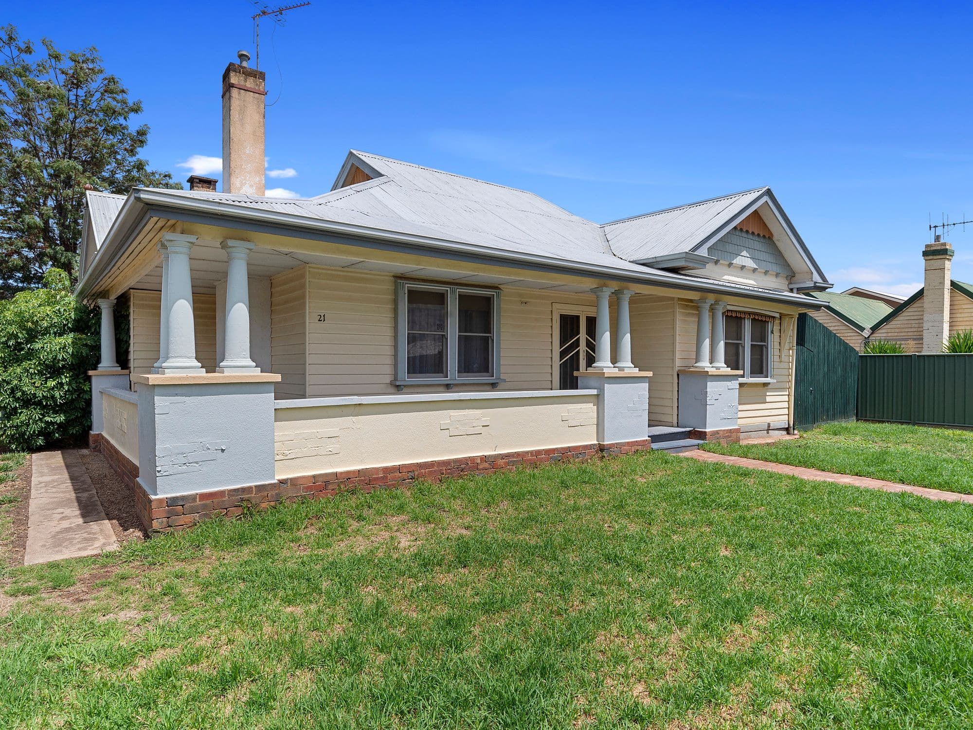 21 Wedge Street, Benalla VIC 3672, Benalla - Image 1