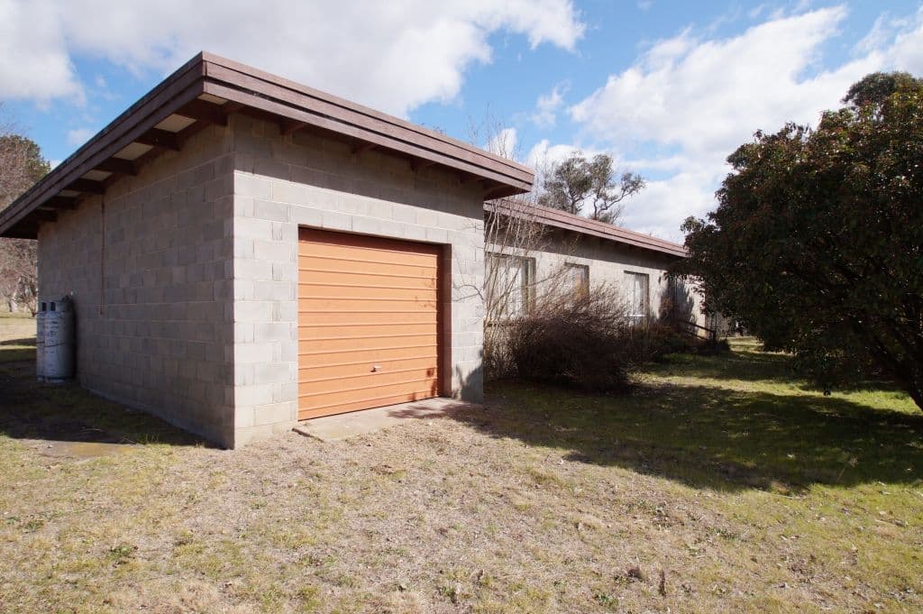 44 McCannas Road, Armidale NSW 2350, Armidale - Thumbnail 2