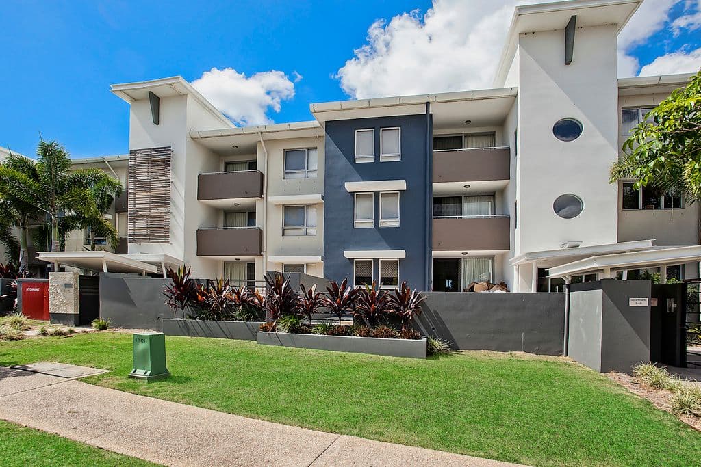 11 Promenade Avenue, ROBINA QLD 4226, Robina - Thumbnail 8