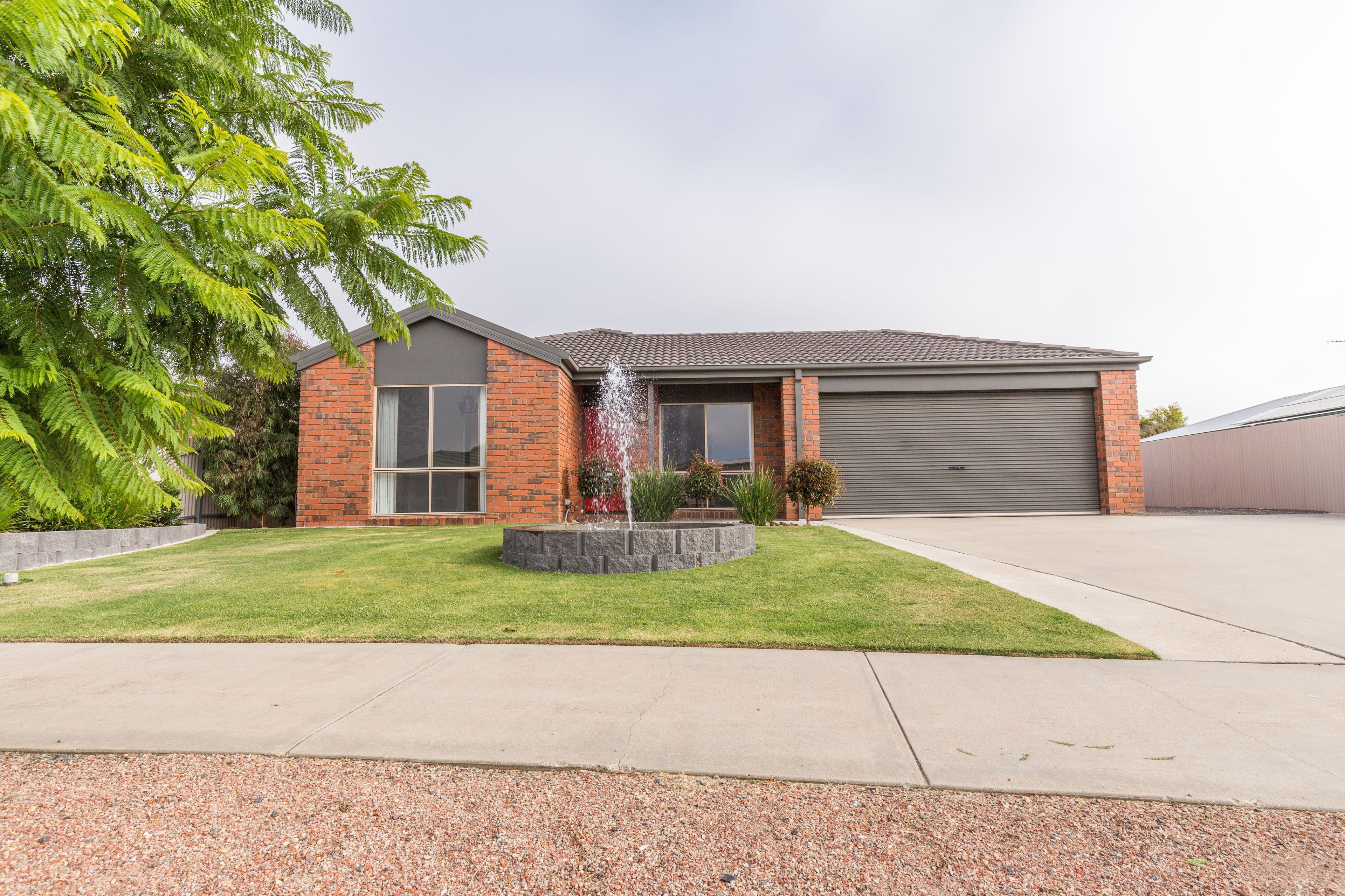 19 Burnlea Drive, Horsham VIC 3400, Horsham - Image 1