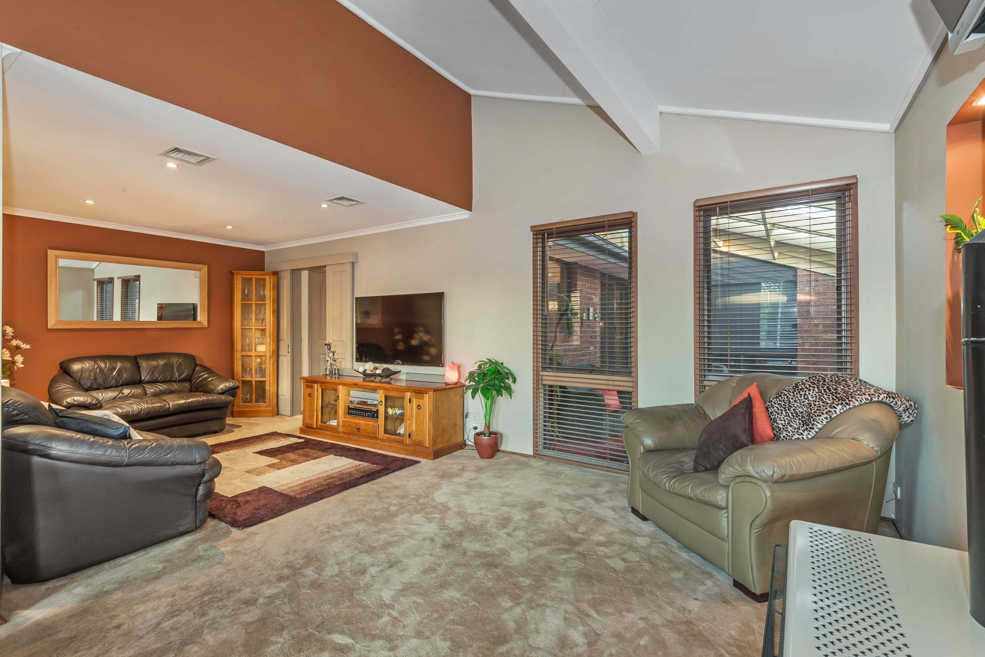 28 Strickland Avenue, Mill Park VIC 3082, Mill Park - Thumbnail 6