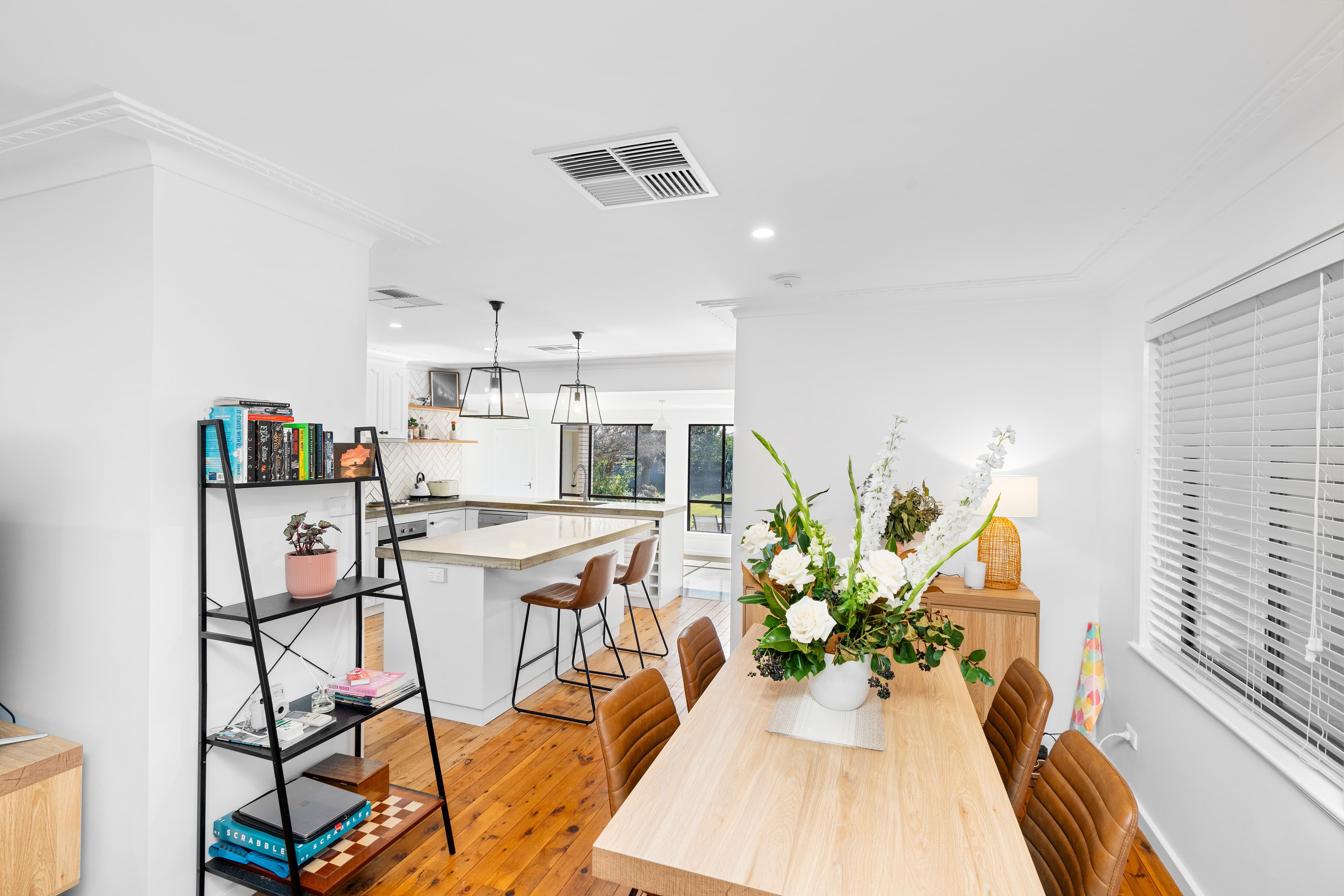 21 Huthwaite Street, Mount Austin NSW 2650, Mount Austin - Thumbnail 6