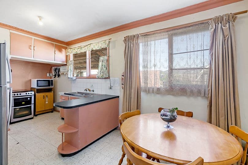 83 Glasgow Avenue, Reservoir VIC 3073, Reservoir - Thumbnail 4