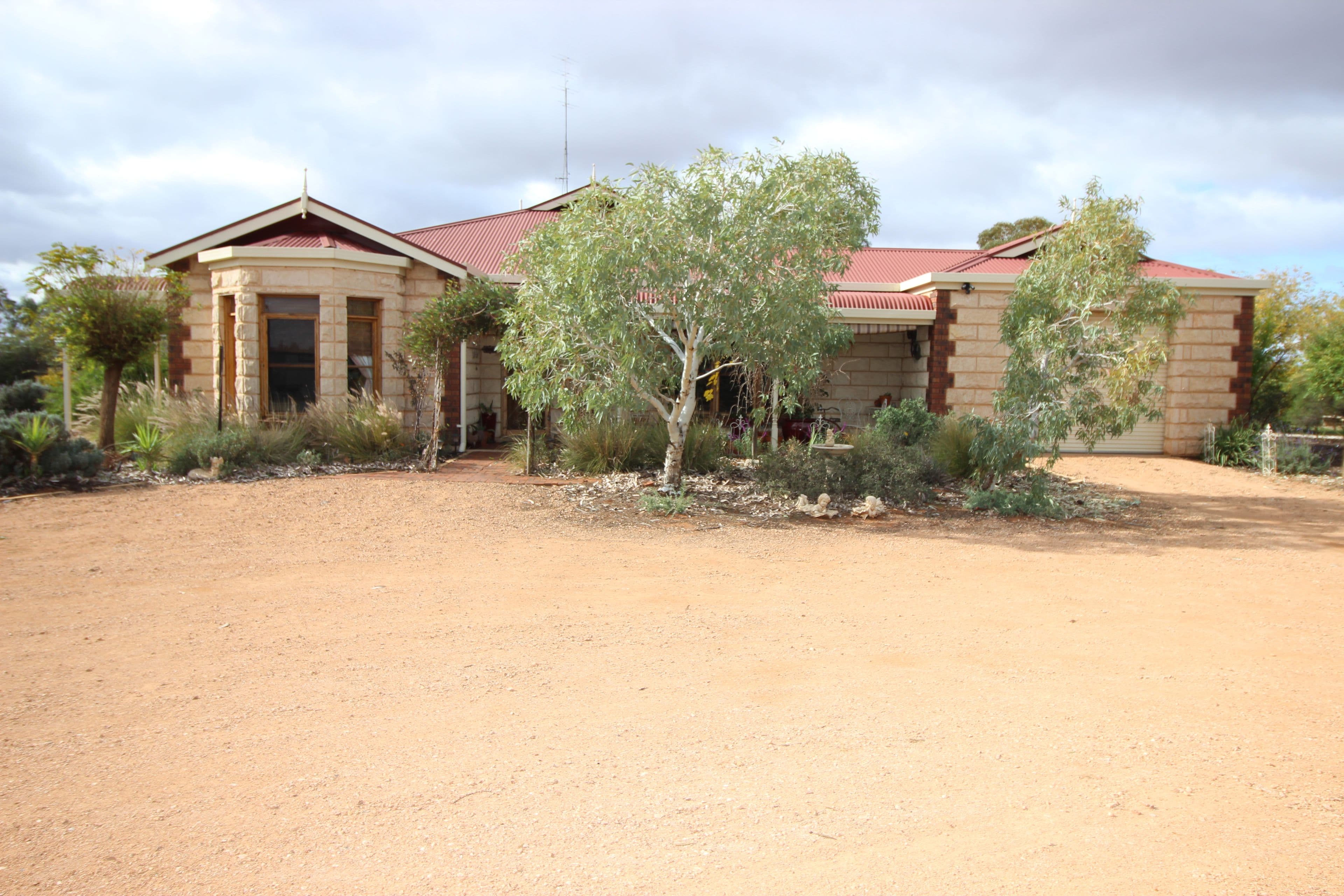 97 Pope Road, Waikerie SA 5330, Waikerie - Image 1