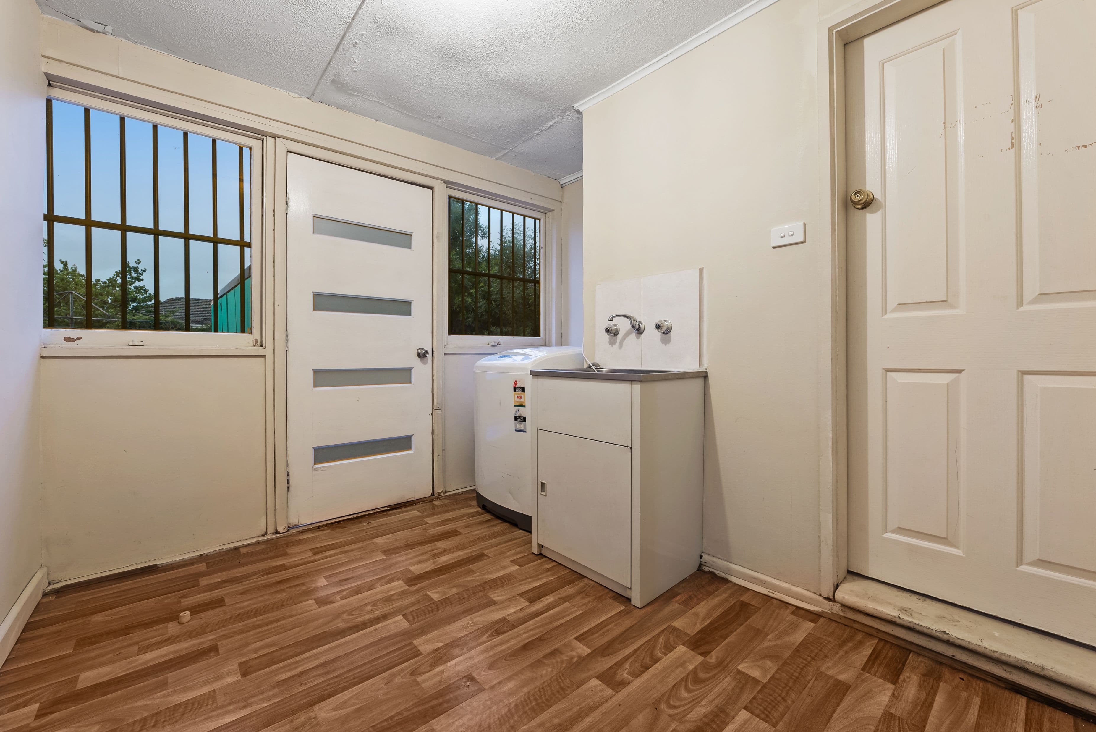 1 Sutton Street, Reservoir VIC 3073, Reservoir - Thumbnail 7