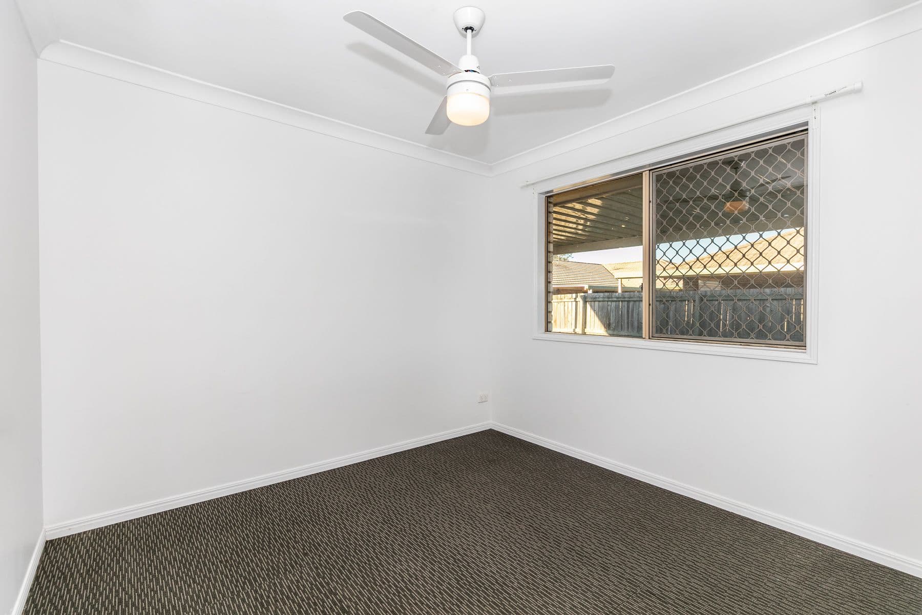 28 Lake Cootharaba Place, Logan Reserve QLD 4133, Logan Reserve - Thumbnail 8