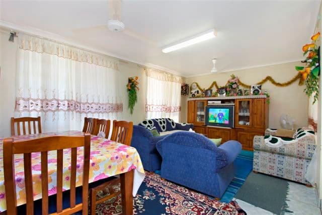 16 Mueller Road, KARAMA NT 0812, Karama - Thumbnail 2